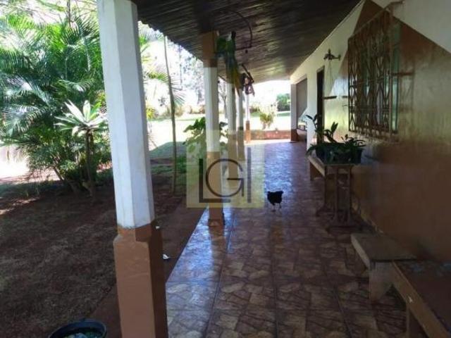 Venda de Sítio em Apucarana PR, Bairro Loteamento Belvedere: 3 Quartos, 2 Salas, 2 Banheiros, 4 Vaga