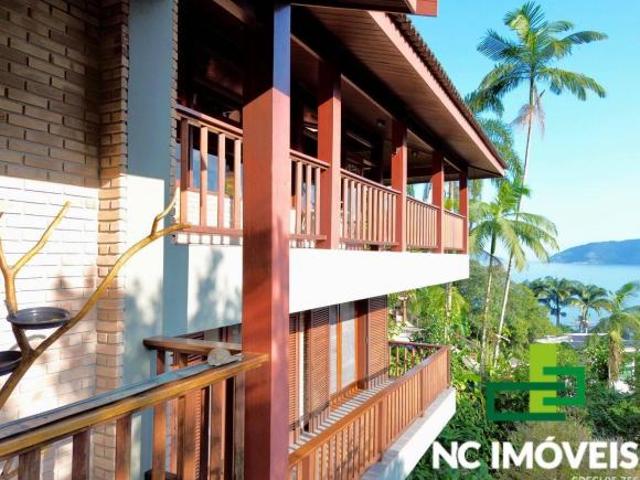 Venda | Linda Casa na Praia Domingas Dias em Ubatuba