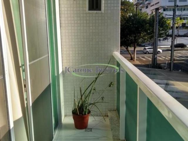 Venda ou Permuta de Casa Sobreposta alta com 4 quartos no bairro da Ponta da Praia Santos / SP