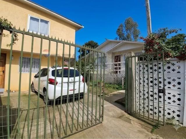 Vende 2 casas en el quisco, regularizado | 5 dormitorios por 130000. 00 en El Quisco