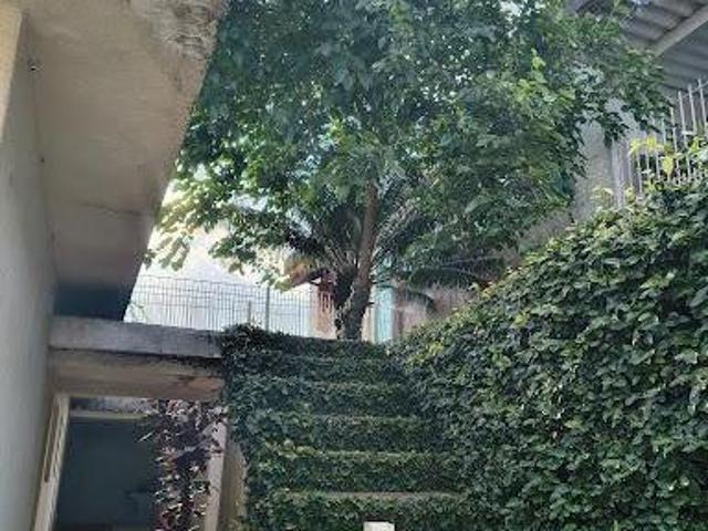 vende 3 casas no mesmo terreno