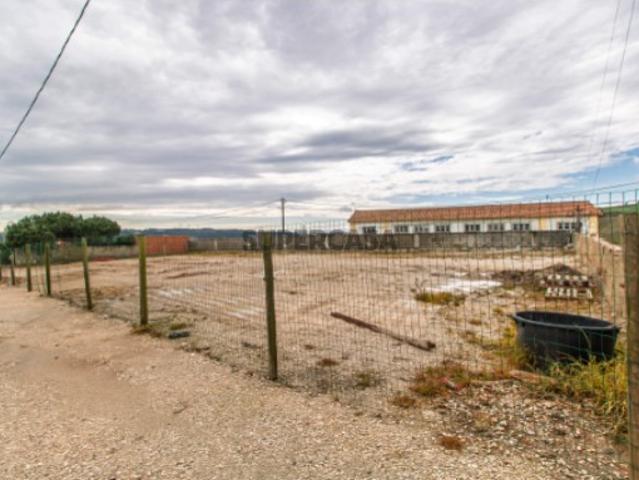 Vende Terreno Ericeira 15 km, A Casa das Casas