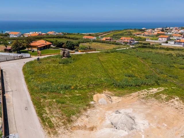 Vende Terreno Ericeira 16 Km, A Casa das Casas
