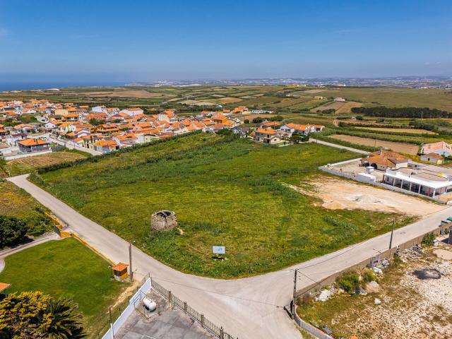 Vende Terreno Ericeira 16 Km, A Casa das Casas