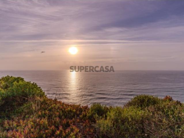 Vende Terreno Ericeira 10 km, A Casa das Casas