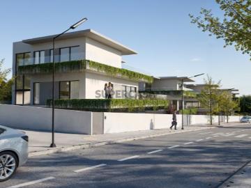 Vende Terreno Ericeira 4 Km, A Casa das Casas