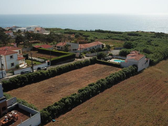 Vende Terreno Ericeira 6 km, A Casa das Casas