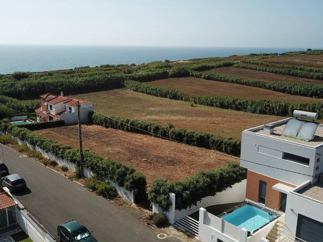 Vende Terreno Ericeira 6 km, A Casa das Casas