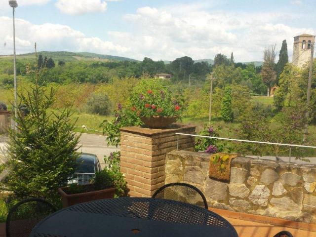Villa con giardino a Castelnuovo Berardenga
