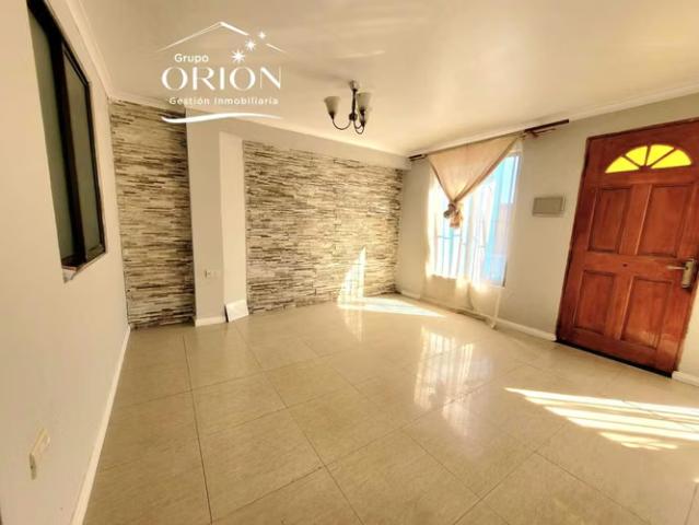 Vende amplia casa, regularizada 1532 | dormitorios por 4900.00 en La Serena
