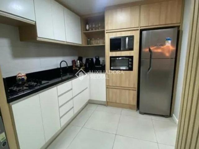 Vende Apartamento 2 quartos sendo 1 suite Bairro Cohab Cachoeirinha RS