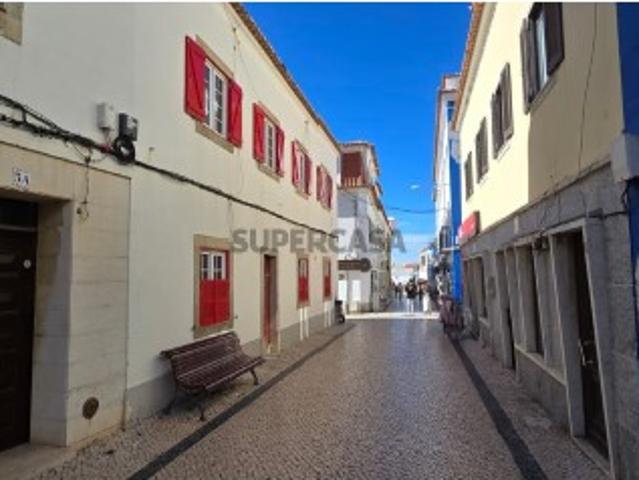Vende Apartamento T4 Ericeira centro, A Casa das Casas
