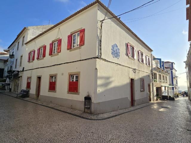 Vende Apartamento T4 Ericeira centro, A Casa das Casas
