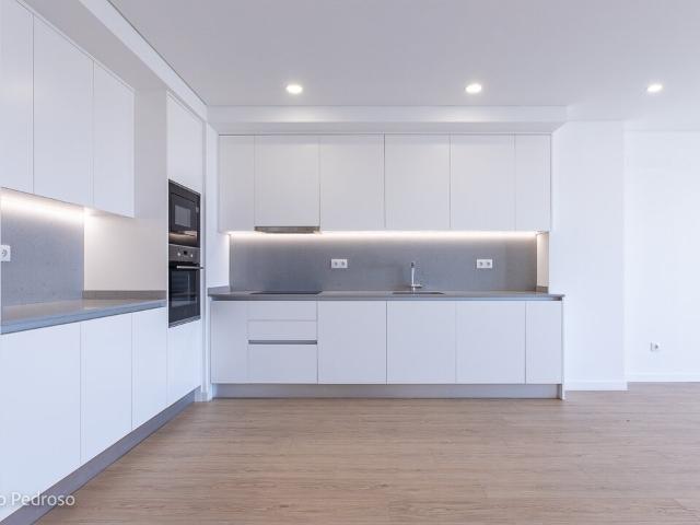 Vende Apartamento Ericeira 10 Km, A Casa das Casas