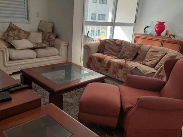 VENDE APTO EM ALPHAVILLE CONDOMINIO MONTE CARLO