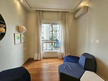 Vende Apto. 400 m² Av. Açoce