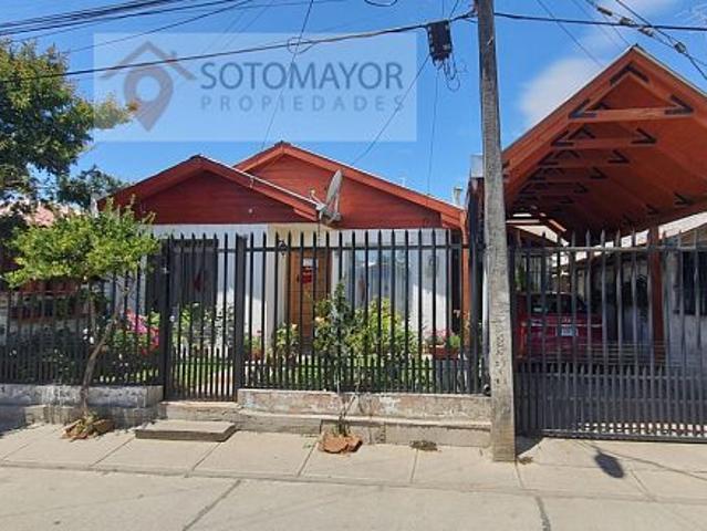 VENDE CASA AMPLIA, EN MUY BUENAS CONDICIONES