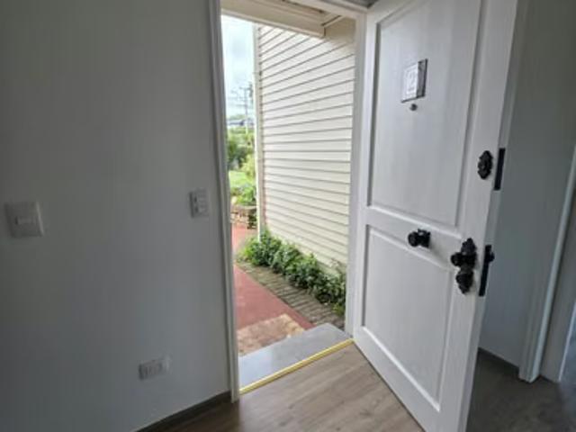 Vende casa en calle El Litoral, Santo Domingo. 5 dormitorios y 3 baños | 5 dormitorios por 10000.00 en Santo Domingo