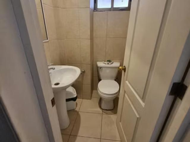 Vende Casa esquina en barrio Residencial San Andres, Comuna de Machali. 4 dormitorios por 260000. 00 en Machalí