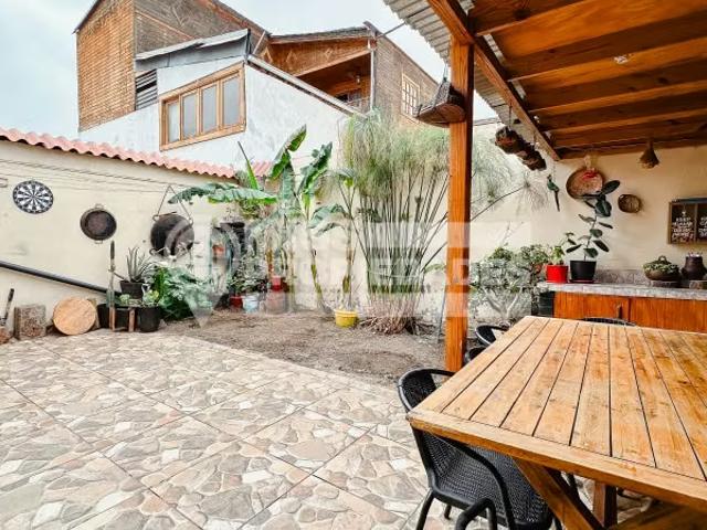 Vende casa sector norte antofagasta | 4 dormitorios por 6800.00 en Antofagasta