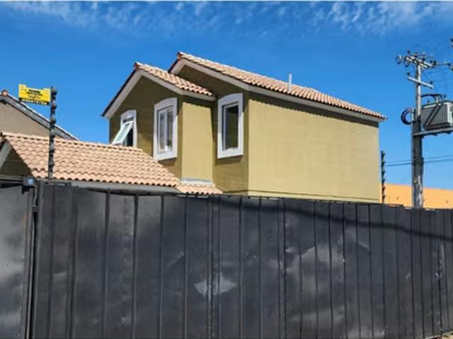 Vende casa 3 dorm, 3 baños los ciruelos ix buin | 3 dormitorios por 140000. 00 en Buin