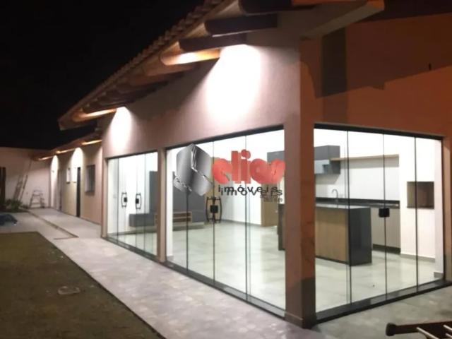 Vende chacara de 3 quartos com suíte Vale do Igapó