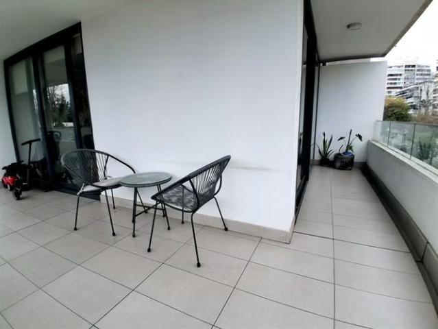 Vende Depto. Moderno 3D 2B 1E 1B con Piscina. Providencia | 3 dormitorios por 9800.00 en Providencia