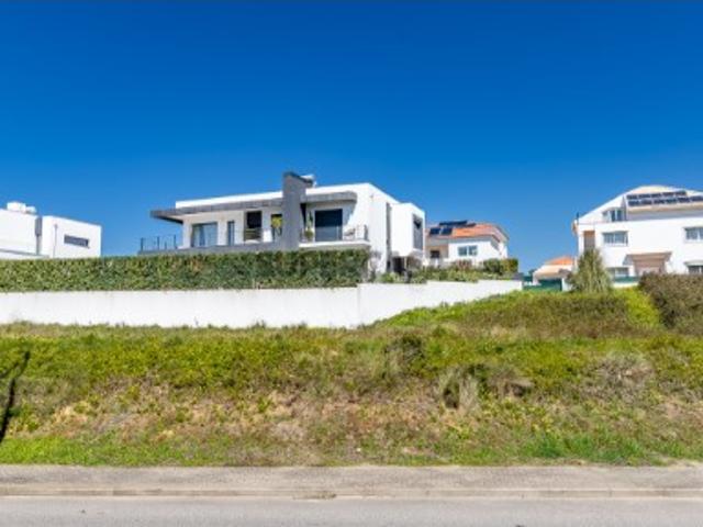 Vende Lote Ericeira, A Casa das Casas