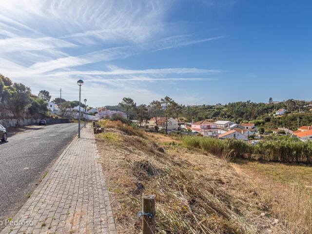 Vende Lote Ericeira 3 km, A Casa das Casas