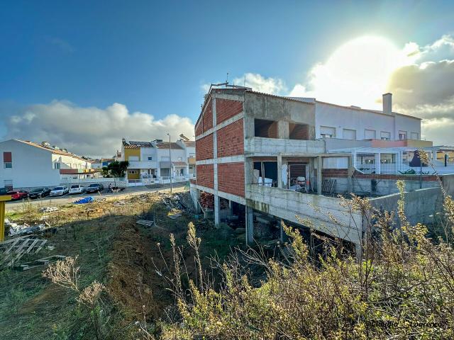 Vende Lote Ericeira 9,5 km, A Casa das Casas