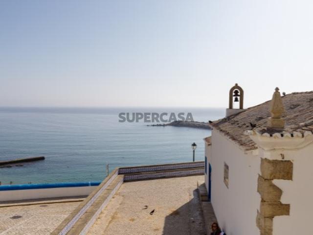 Vende Moradia T4 Ericeira Centro, A Casa das Casas