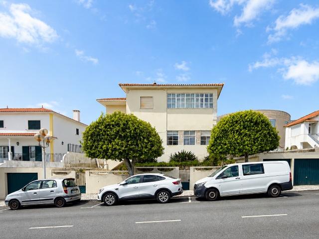 Vende Moradia T5 Ericeira 10 km, A Casa das Casas