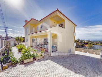 Vivenda à venda em Carvoeira - Varanda