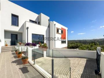 Vende Moradia T5 Ericeira 5 Km, A Casa das Casas