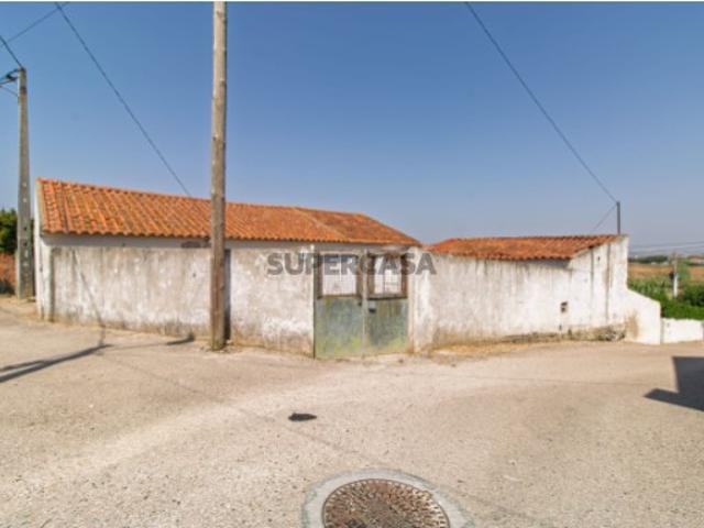 Vende Moradia T1 Ericeira 17 Km, A Casa das Casas