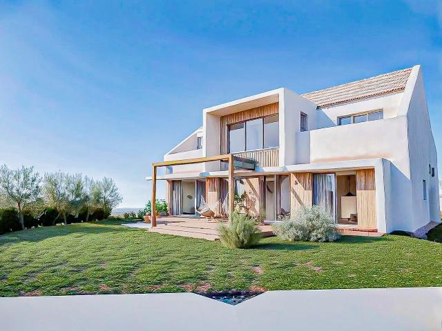 Vende Moradia T3 Ericeira 15 km, A Casa das Casas