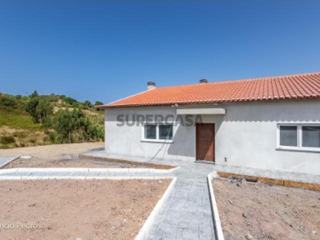 Vende Moradia T3 Ericeira 15 km, A Casa das Casas