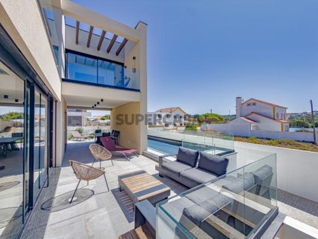 Vende Moradia T3 Ericeira 8 km, A Casa das Casas