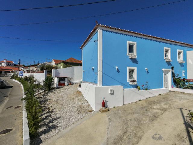 Vende Moradia T3 +1 Ericeira 15 km, A Casa das Casas