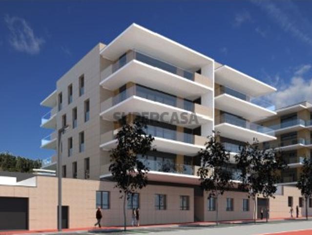 Vende se T3 em construção na Quinta da Portela