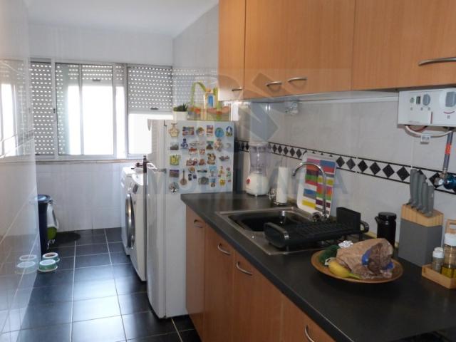 Vende se T1, transformado em T2