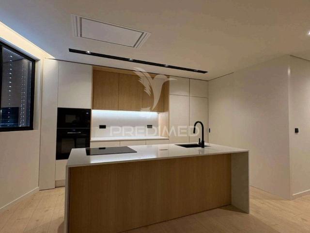 Vende se T1 Novo Gondomar S.Cosme
