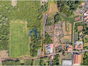 VENDE SE TERRENO NAS BANDEIRAS, MADALENA DO PICO