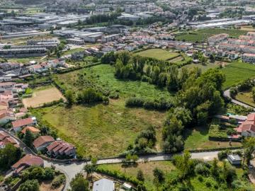 Vende se Terreno Braga Frossos
