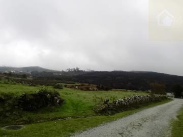 Vende se terreno para construção com 1000m2