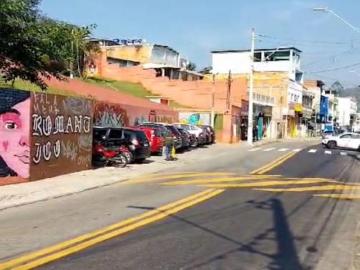 Vende se terreno para moradia, excelente localização em Itapecerica da serra
