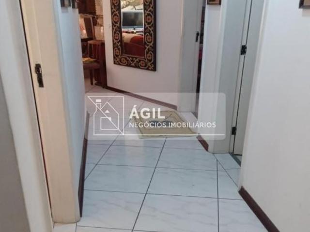 Vende se um apartamento de 104m² otima localização Jd. Aquaius