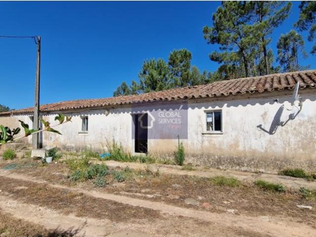 VENDE SE QUINTA SITUADA A POUCOS KM DO AUTÓDROMO INTERNACIONAL DO ALGARVE COM 9,4 HECTARES