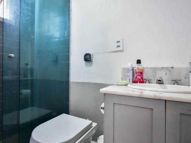 Vende se Apartamento 90M. 3 Dormitórios, 2 Vagas