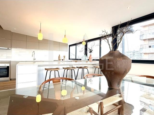 Vende se Apartamento T3 Penthouse Remodelado Paranhos, Porto